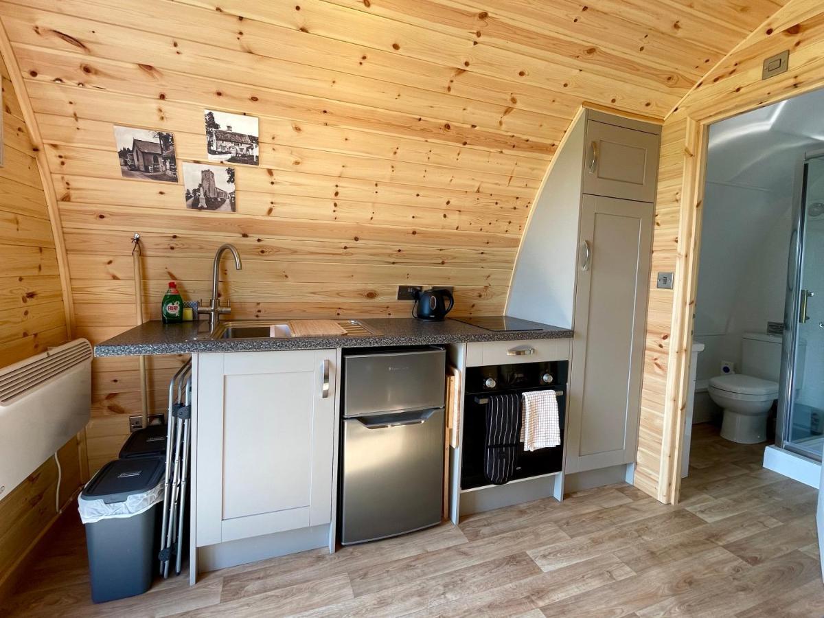 Waterpump Pod For 2 Adults With Ensuite In The Suffolk Countryside Badingham 외부 사진