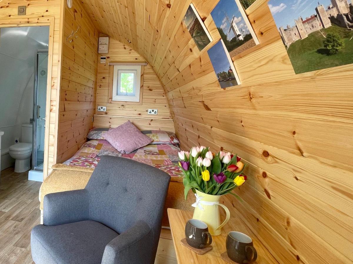 Waterpump Pod For 2 Adults With Ensuite In The Suffolk Countryside Badingham 외부 사진