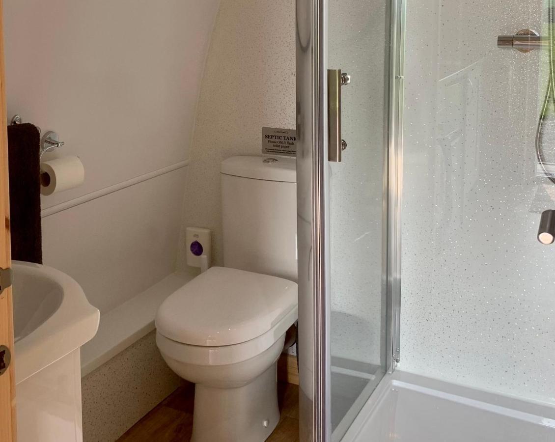Waterpump Pod For 2 Adults With Ensuite In The Suffolk Countryside Badingham 외부 사진
